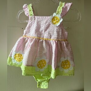 Pink and Green Gingham Dress with Daisy Accents